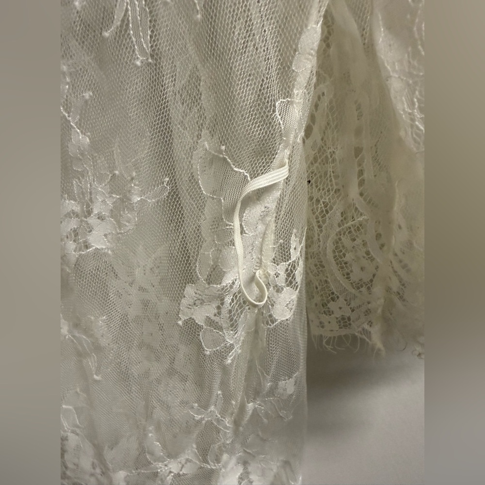 Engineered Lace Kimono Robe - Picture 6 of 6